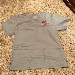 Gray LLU Health scrub top sz S